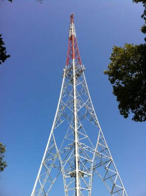 A closer look to the Monte Ceneri Pass antenna