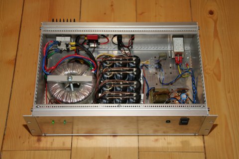 Power supply unit, front view (click to enlarge)