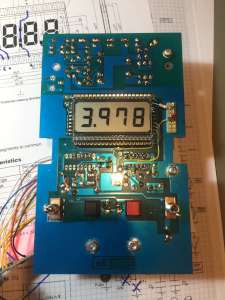 The display side of the PCB after all modification have been completed - Il lato display del circuito stampato a modifiche ultimate (click to zoom)