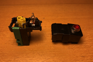 Picture of the phone ring monitor showing how it's assembled inside a plug, different view. (click to enlarge)