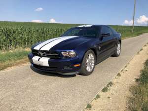 My American car in the Swiss country side... she feels almost like home. (click to enlarge)